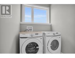 10 - 3103 PETTY ROAD - 33