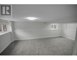 214 PORTSMOUTH CRESCENT E - 18