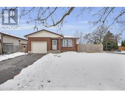 214 PORTSMOUTH CRESCENT E - 2