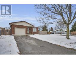 214 PORTSMOUTH CRESCENT E - 3