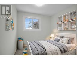 214 PORTSMOUTH CRESCENT E - 30