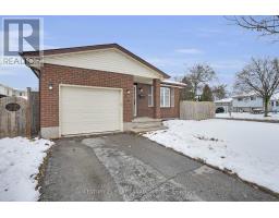 214 PORTSMOUTH CRESCENT E - 4