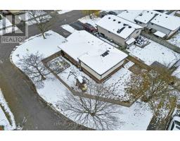 214 PORTSMOUTH CRESCENT E - 42