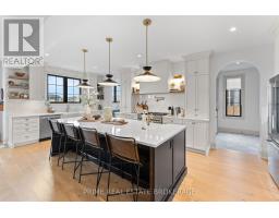 78 OPTIMIST DRIVE - 9