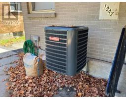 1942 DULUTH CRESCENT - 20