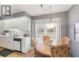 56 - 50 FIDDLERS GREEN ROAD - 24