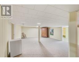 56 - 50 FIDDLERS GREEN ROAD - 30