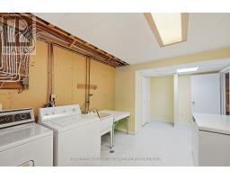 56 - 50 FIDDLERS GREEN ROAD - 38