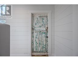 39349 FINGAL LINE - 24