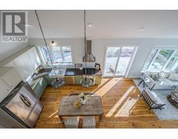 39349 FINGAL LINE - 27