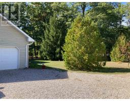 9909 NORTHVILLE CRESCENT - 38