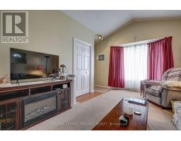 549 WELLINGTON STREET - 18