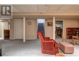 549 WELLINGTON STREET - 33