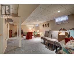 549 WELLINGTON STREET - 34