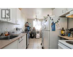 809 - 752 KIPPS LANE - 13