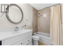 46 - 1096 JALNA BOULEVARD - 6
