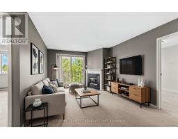 46 - 1096 JALNA BOULEVARD - 7