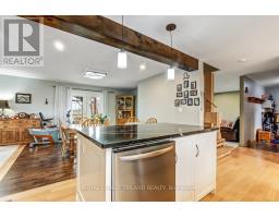 25941 ARGYLE LINE - 14