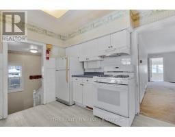 64 MACKAY AVENUE - 21