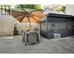 694 COLBORNE STREET - 33