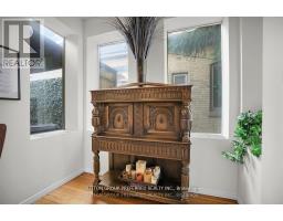 694 COLBORNE STREET - 8