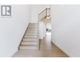 1689 BRAYFORD AVENUE - 33