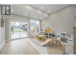 515 EMERY STREET E - 18