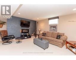 53 AUGUSTA CRESCENT - 4