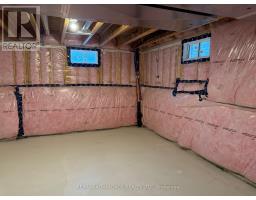 18 WHITTON DRIVE - 23