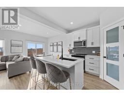 43 - 17 NICHOLSON STREET - 11