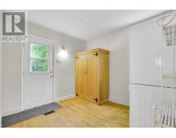 42 BRISCOE STREET E - 12