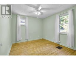 42 BRISCOE STREET E - 19