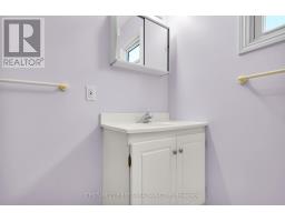 42 BRISCOE STREET E - 24