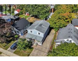 42 BRISCOE STREET E - 45