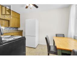 42 BRISCOE STREET E - 8