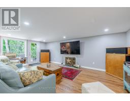 2 GROSVENOR STREET - 24