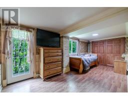 2 GROSVENOR STREET - 27