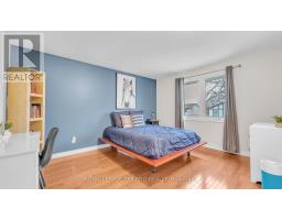 924 FARNHAM ROAD - 19