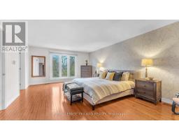 924 FARNHAM ROAD - 22