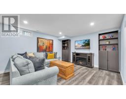 924 FARNHAM ROAD - 32