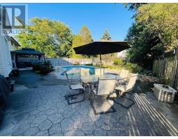 924 FARNHAM ROAD - 36