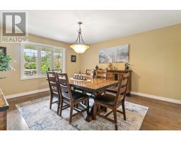 1839 PARKHURST AVENUE - 11