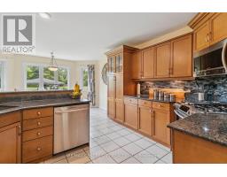 1839 PARKHURST AVENUE - 12