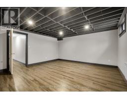 18 - 1138 KIPPS LANE E - 31