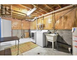 18 - 1138 KIPPS LANE E - 35