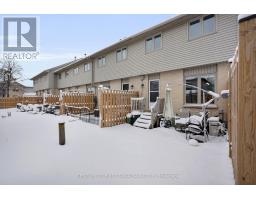 18 - 1138 KIPPS LANE E - 40