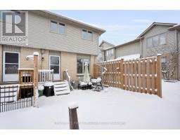 18 - 1138 KIPPS LANE E - 42