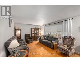 629 VICTORIA STREET - 15