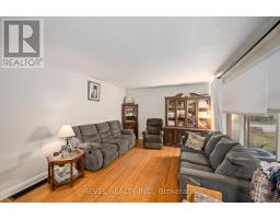 629 VICTORIA STREET - 16