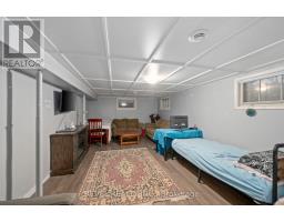 629 VICTORIA STREET - 23